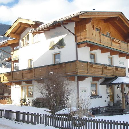 Haus Schiestl Lägenhet Zell am Ziller Exteriör bild